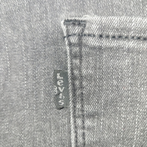 Levi's black 711 High Rise Super Skinny plus size jeans - Picture 8 of 12